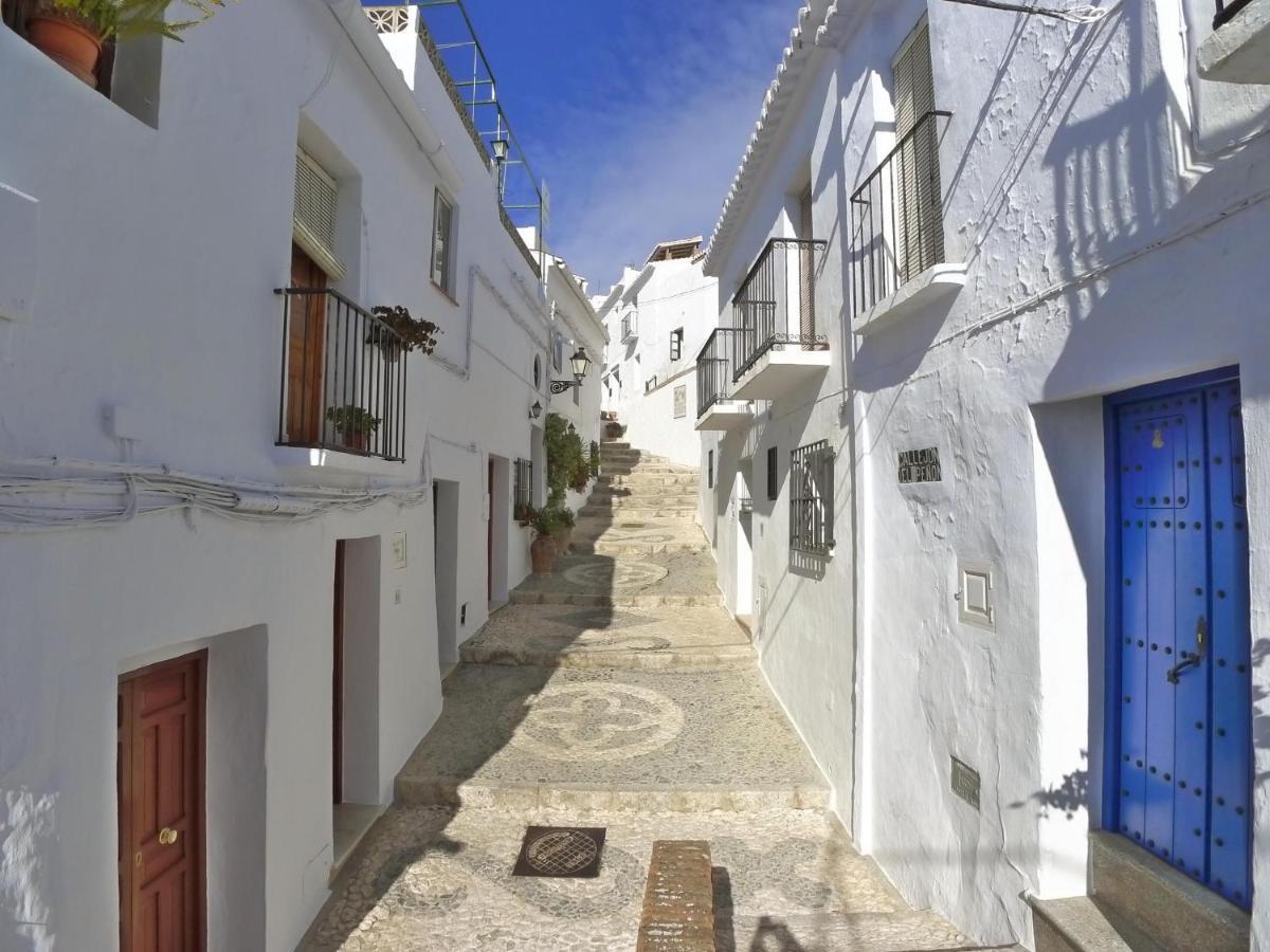 Burriana Front Line Apartment Nerja Exterior photo